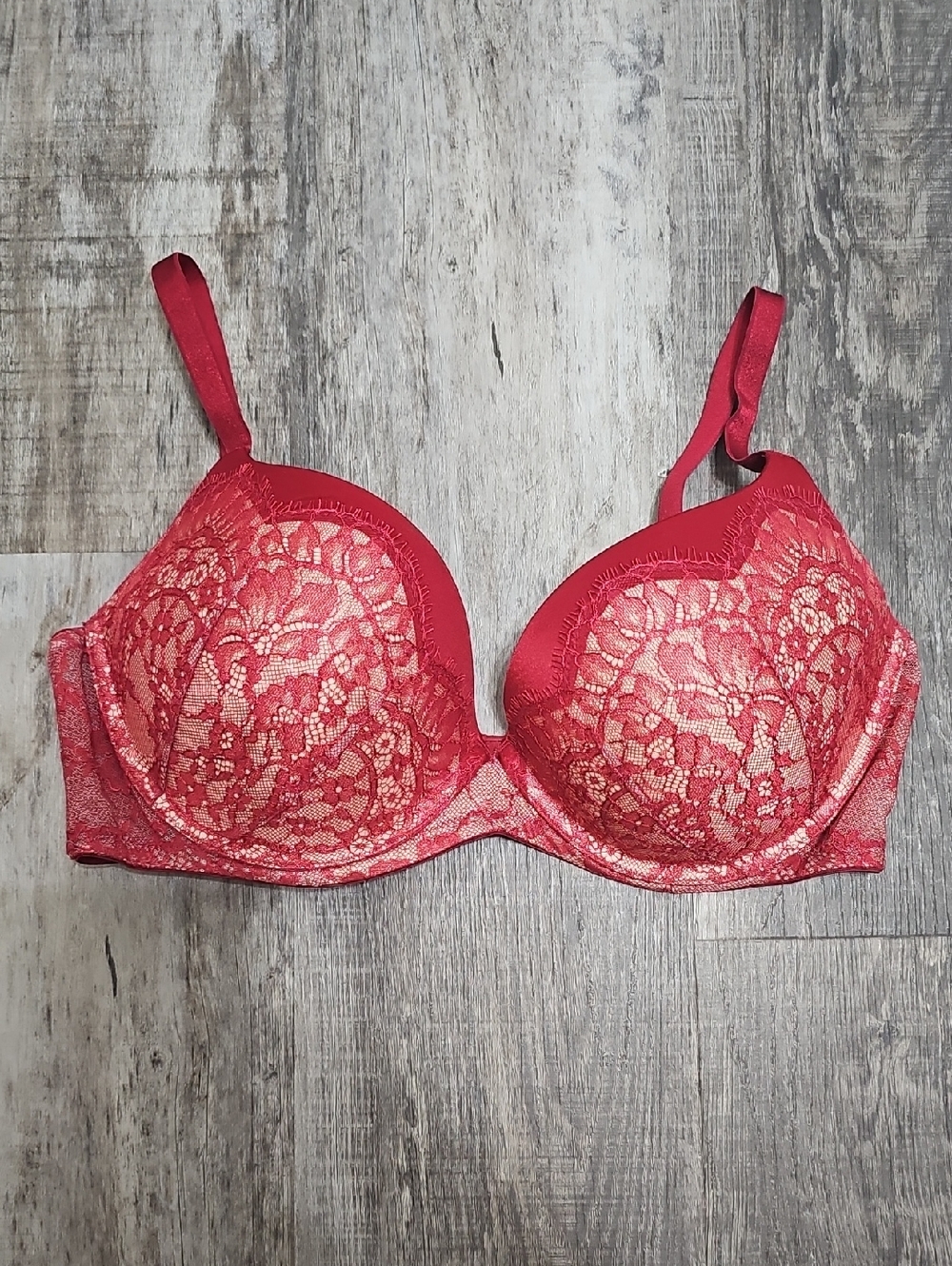 Red Lace Underwire Push-Up Bra - No Tag